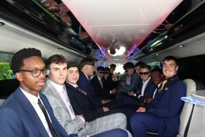 Prom 24 pic 4