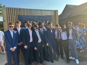 Prom 24 pic 8