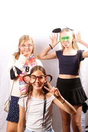 Chs year 7 disco 2025 112